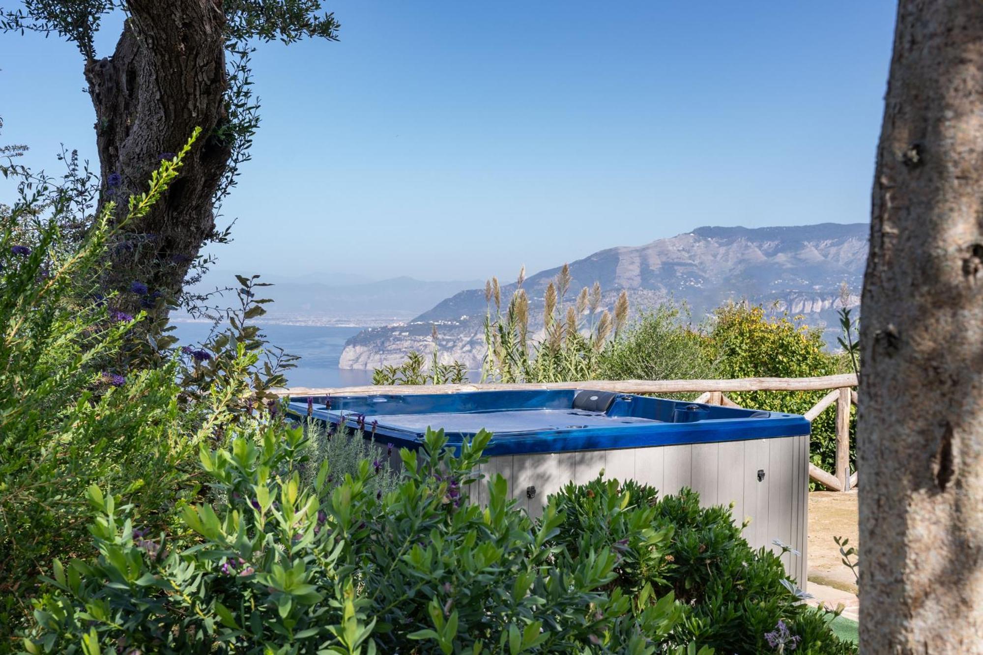 Villa Giulia Boutique Views Pool And Guest Services Sorrento Dış mekan fotoğraf