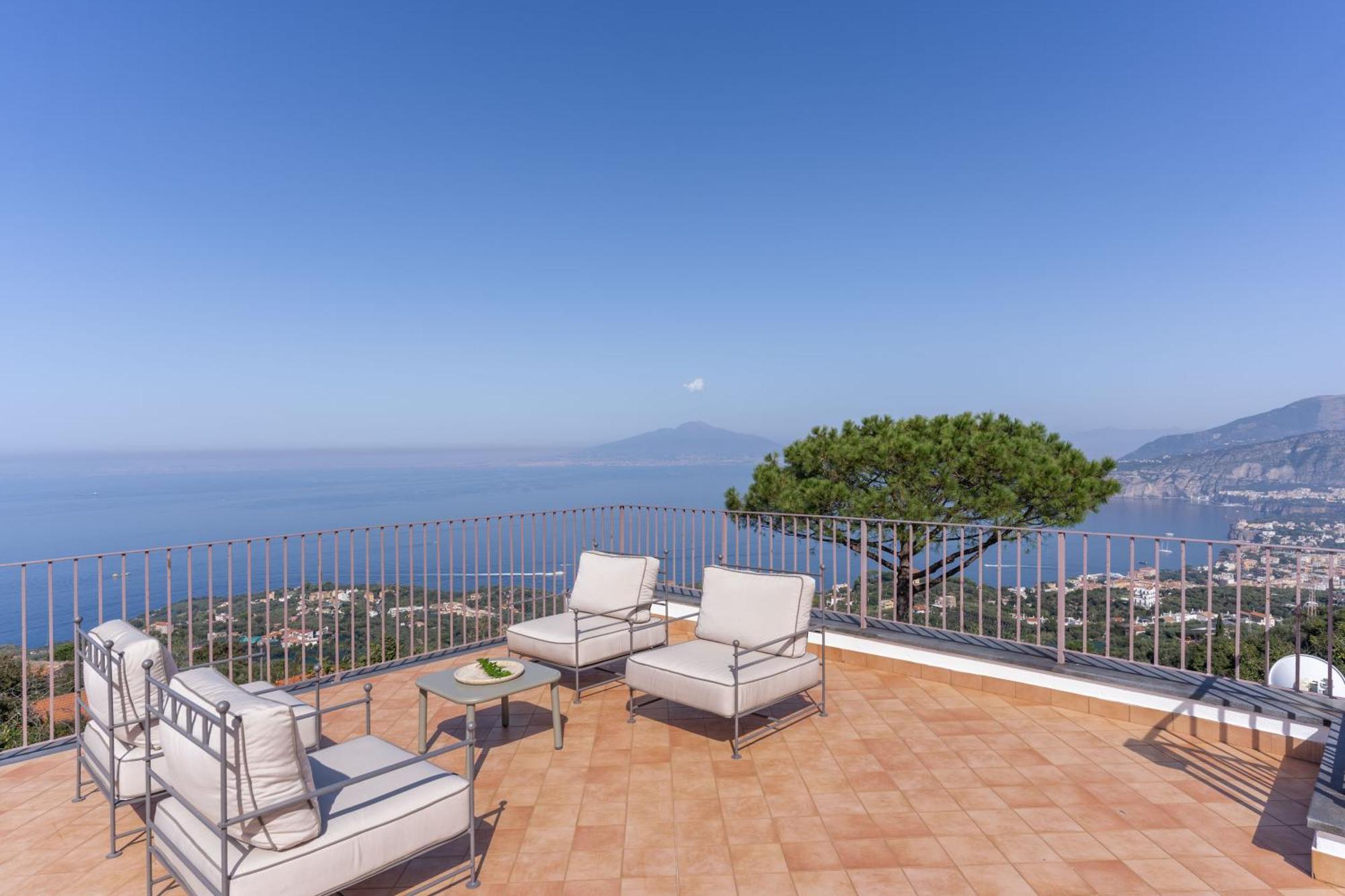 Villa Giulia Boutique Views Pool And Guest Services Sorrento Dış mekan fotoğraf