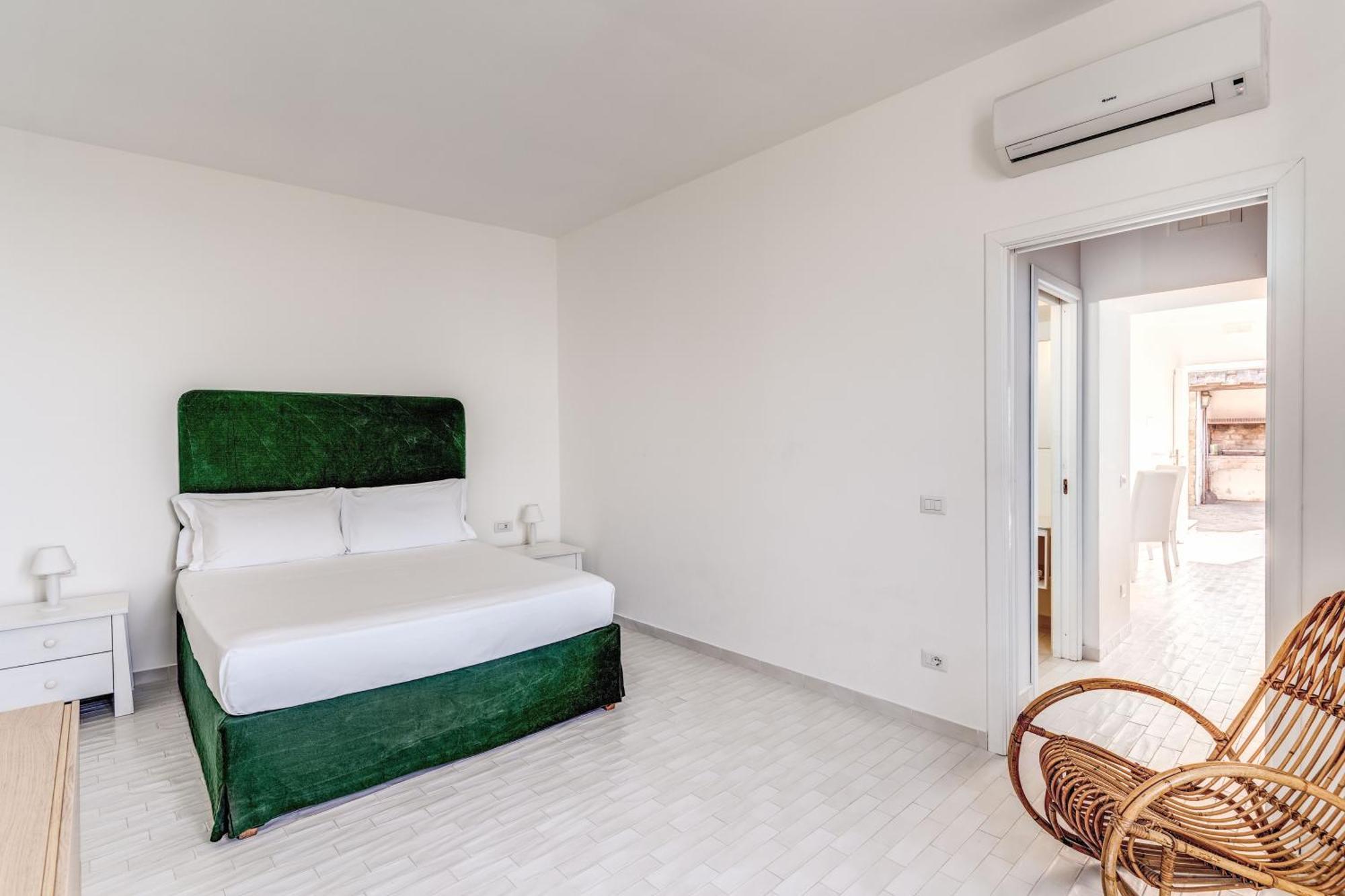 Villa Giulia Boutique Views Pool And Guest Services Sorrento Dış mekan fotoğraf